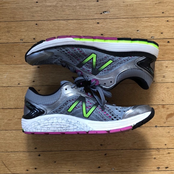 new balance 1260v7 women's size 9